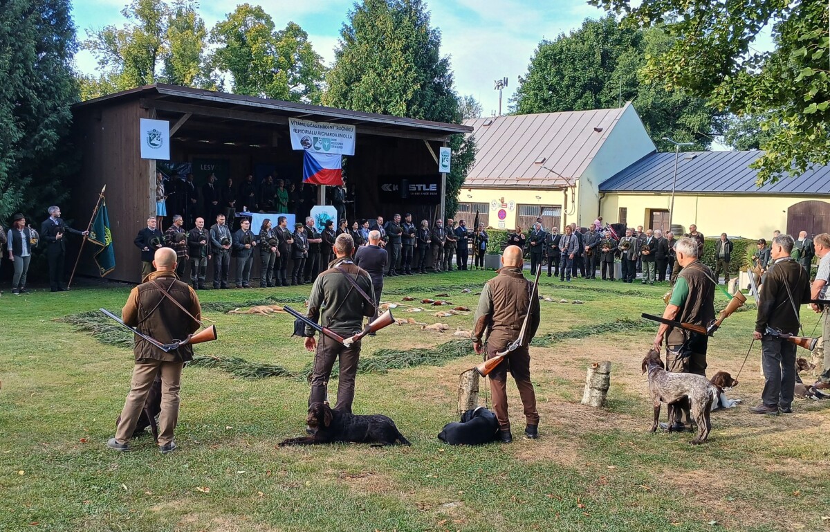 Slavnostní zahájení a výsledky 1. dne soutěže MRK